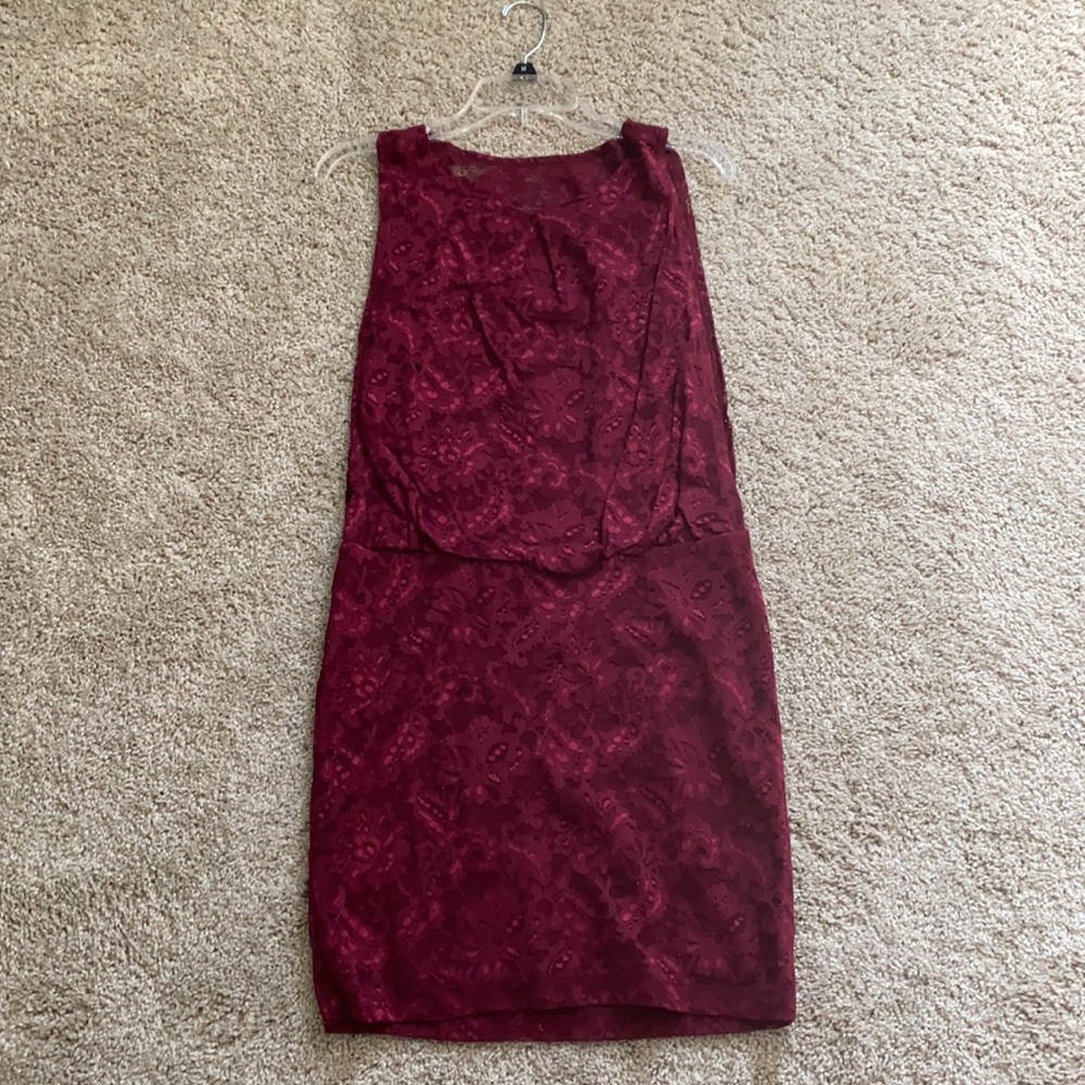 Maroon sleeveless dress